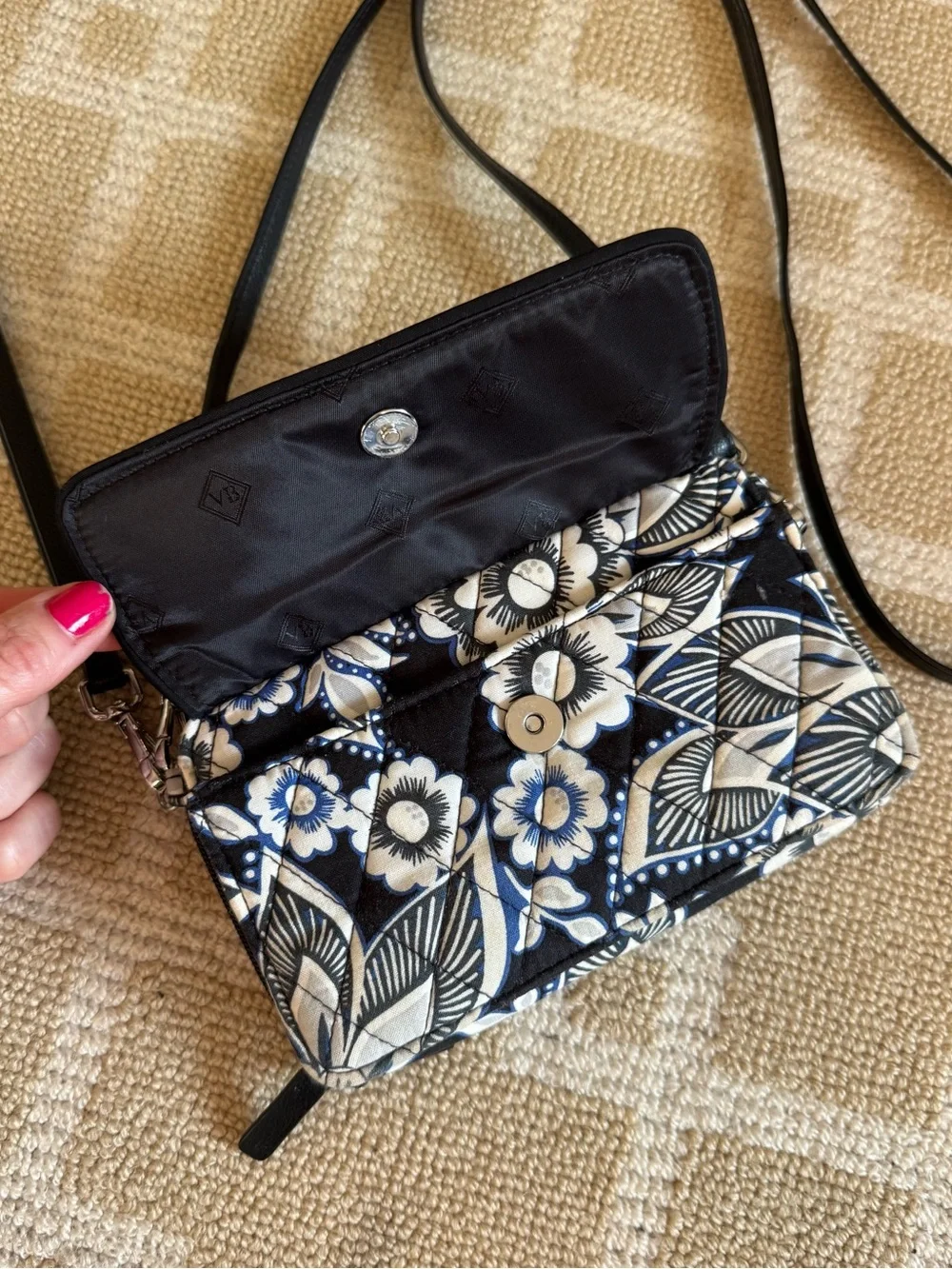 Vera Bradley Floral Crossbody Bag Quilted RFID Wallet Clutch Blue Black O/S